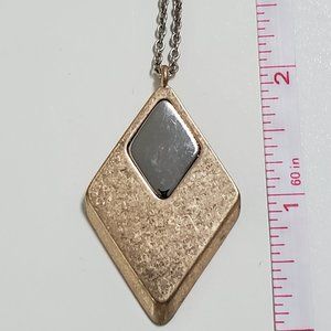 LOFT long Necklace with diamond shaped pendant